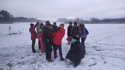 Vánoční schůzka a zdobení stromečku pro zvířátka
